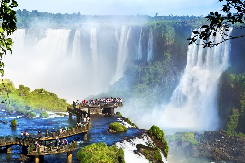 「イグアスの滝②ブラジル側の見どころ」徹底ガイド 【旅の大事典】